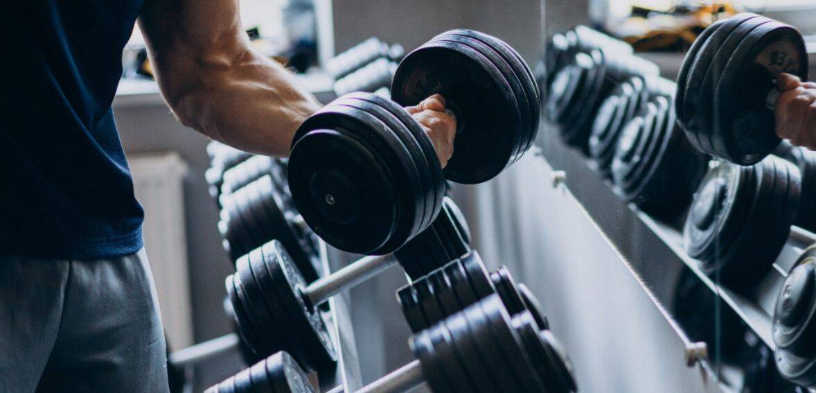Weightlifting in gym